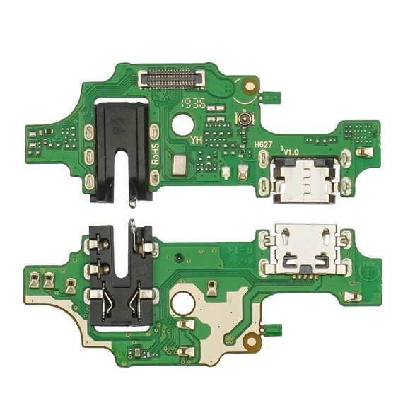 Фото 1. Роз'єм зарядки для TECNO Spark 5 Pro на платі з мікрофоном та компонентами | Yuca.com.ua