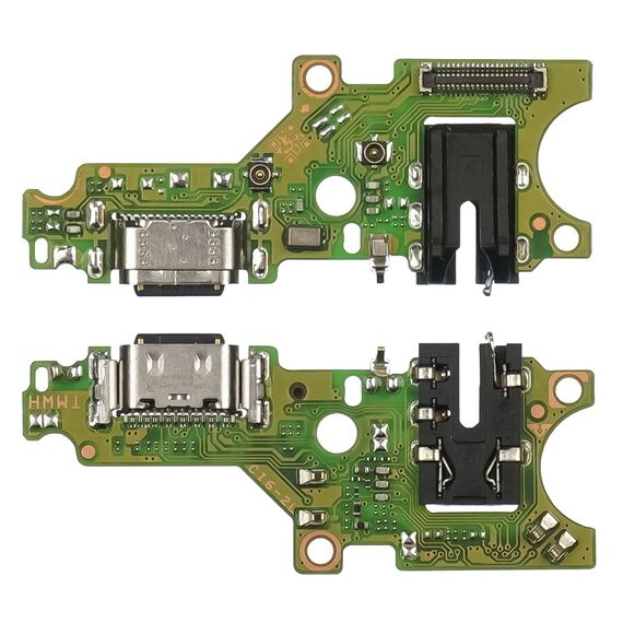 Фото 1. Роз'єм зарядки для TECNO Camon 19 Pro на платі з мікрофоном та компонентами | Yuca.com.ua